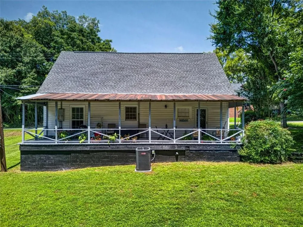 174 Sanford Drive Nicholson, GA 30565
