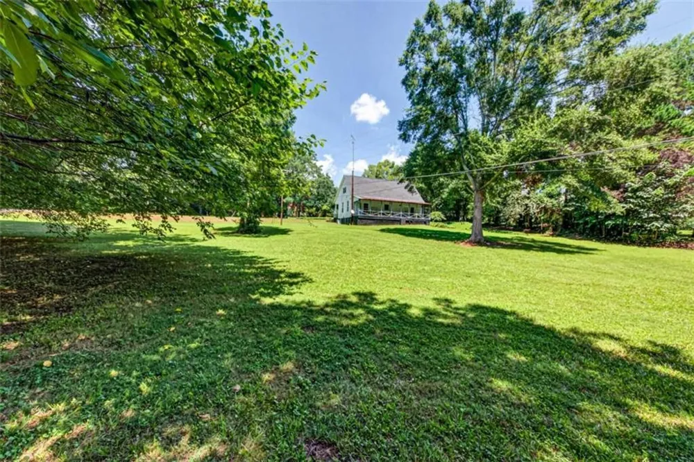 174 Sanford Drive Nicholson, GA 30565