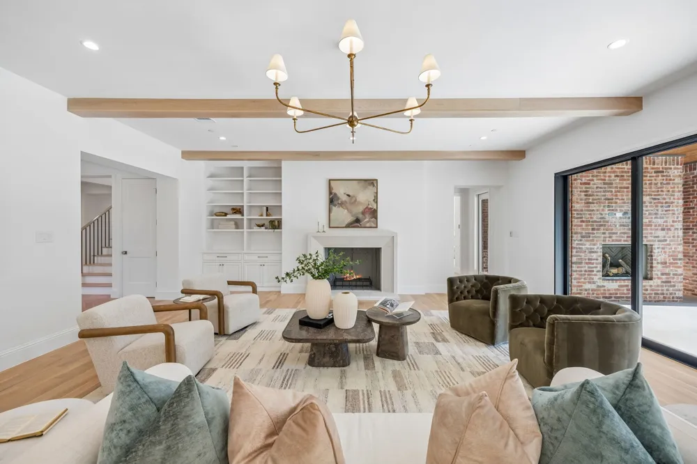10148 Hedgeway Drive Dallas, TX 75229