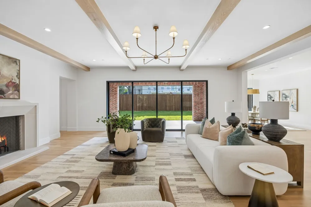 10148 Hedgeway Drive Dallas, TX 75229