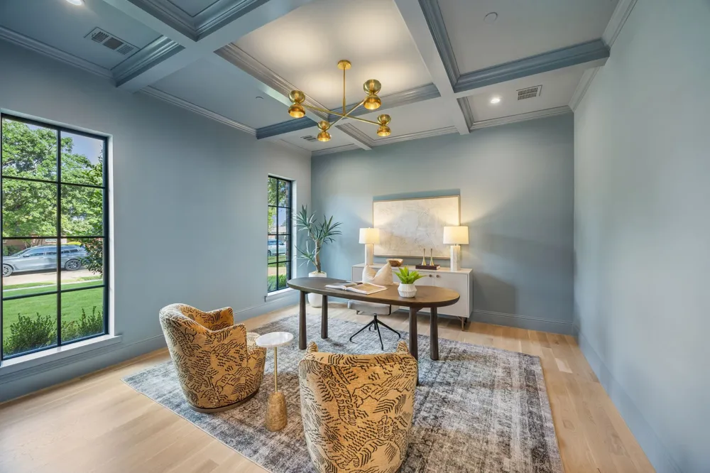 10148 Hedgeway Drive Dallas, TX 75229