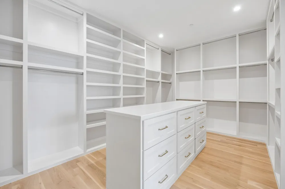 10148 Hedgeway Drive Dallas, TX 75229