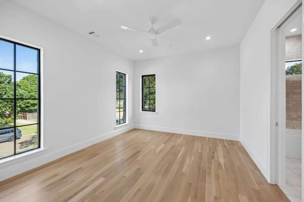 10148 Hedgeway Drive Dallas, TX 75229