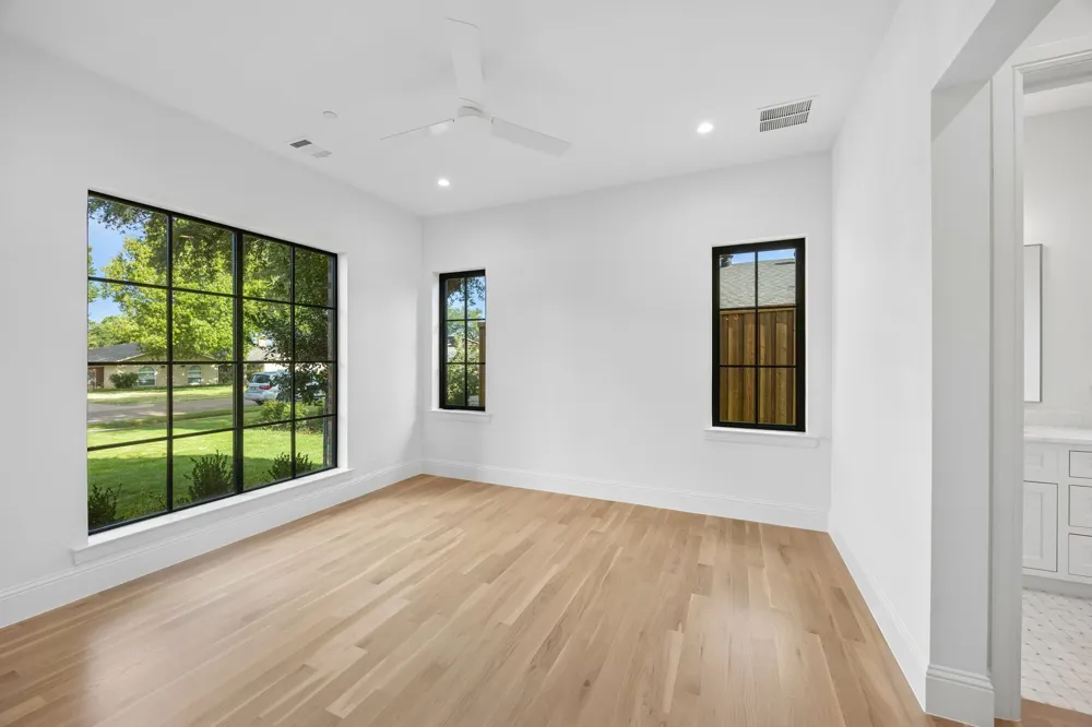 10148 Hedgeway Drive Dallas, TX 75229