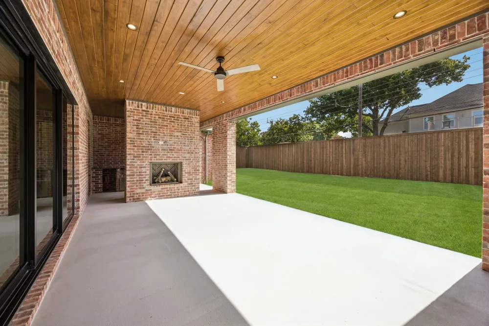 10148 Hedgeway Drive Dallas, TX 75229