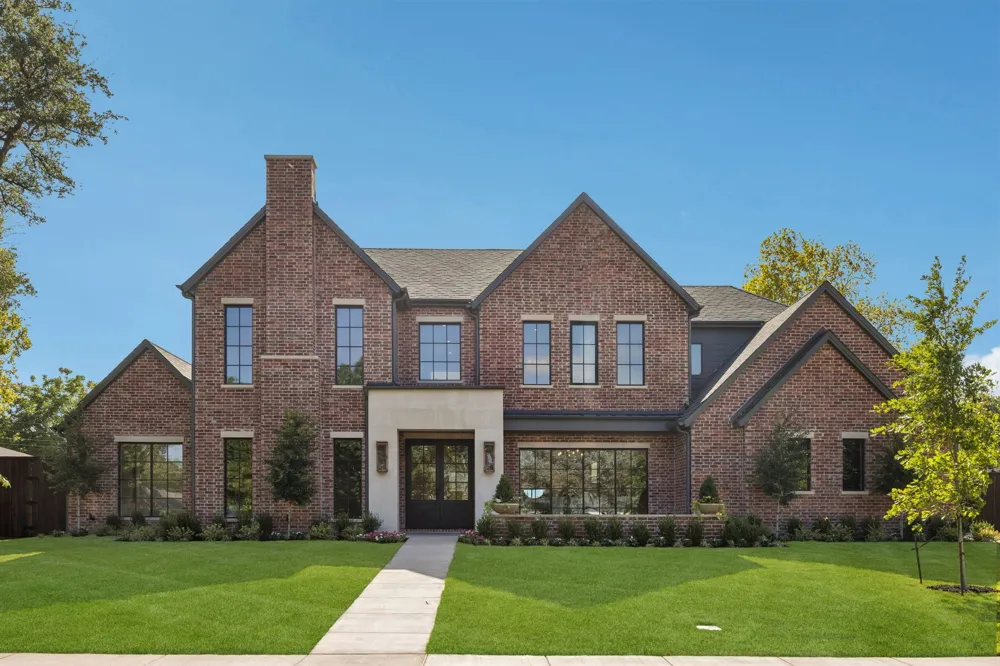 10148 Hedgeway Drive Dallas, TX 75229