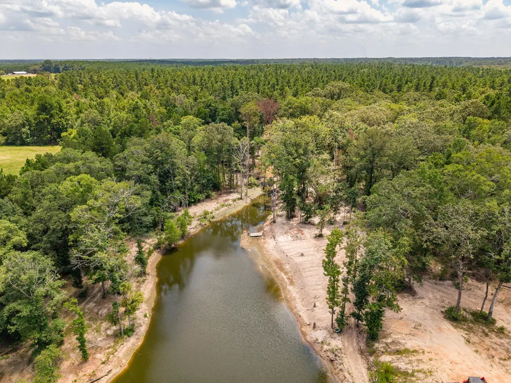 1647 Whitehead Lufkin, TX 75901