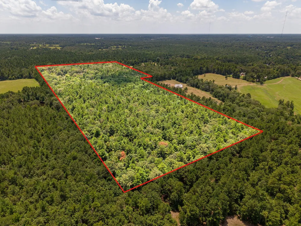 1647 Whitehead Lufkin, TX 75901