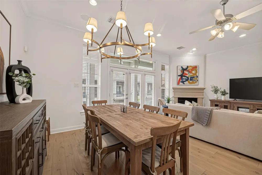 15 Islewood Boulevard The Woodlands, TX 77380