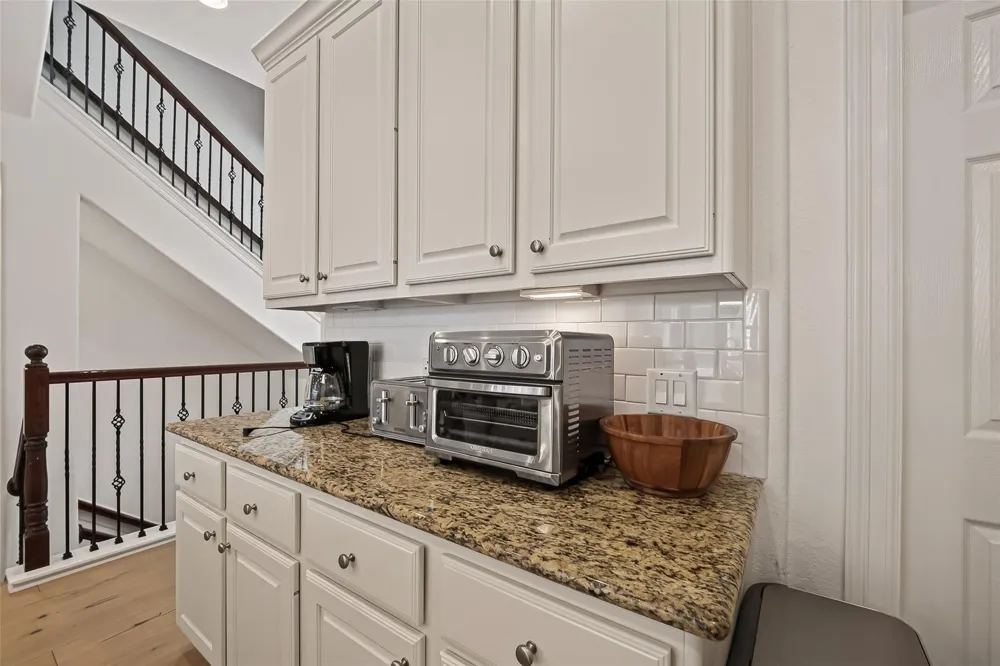 15 Islewood Boulevard The Woodlands, TX 77380