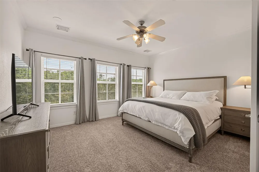 15 Islewood Boulevard The Woodlands, TX 77380