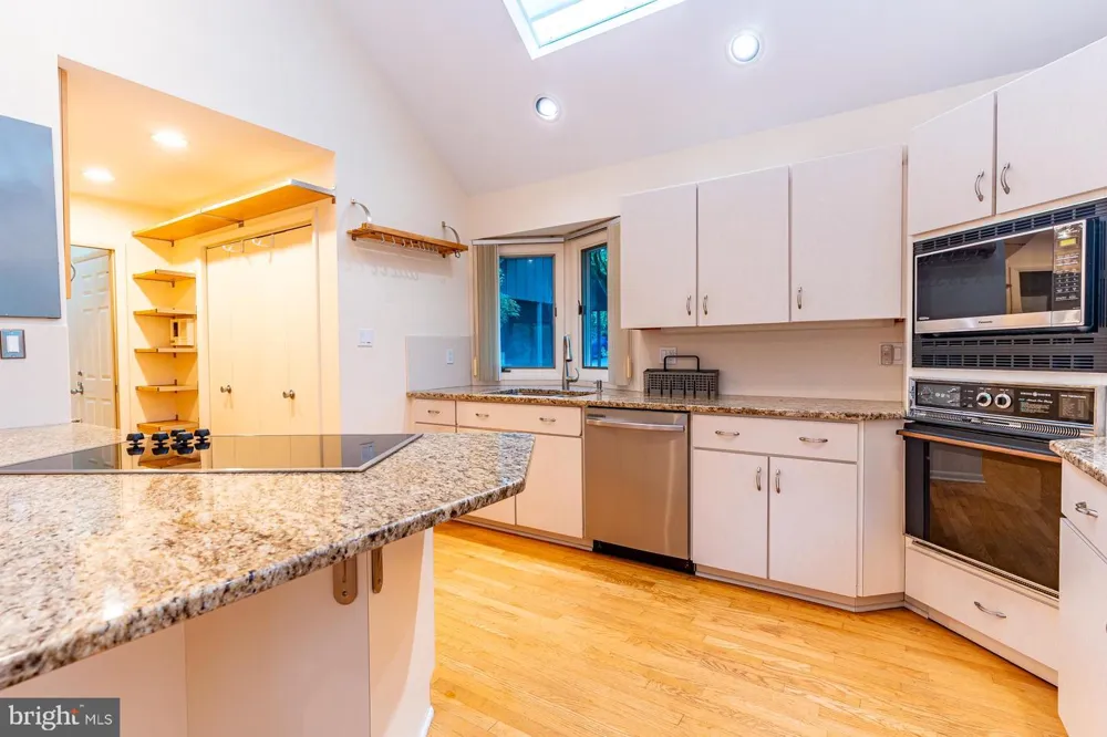 36 SOUTHRIDGE DRIVE Kennett Square, PA 19348