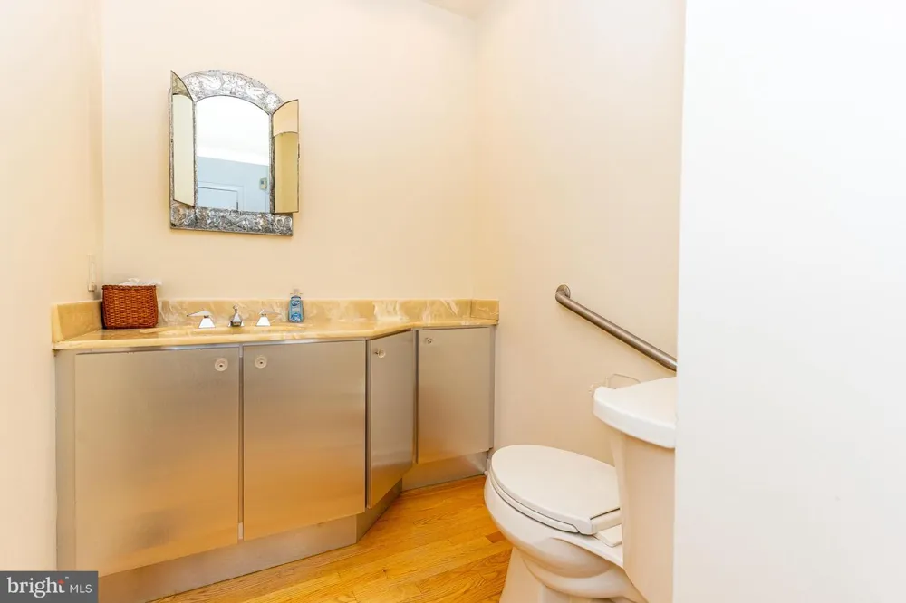 36 SOUTHRIDGE DRIVE Kennett Square, PA 19348