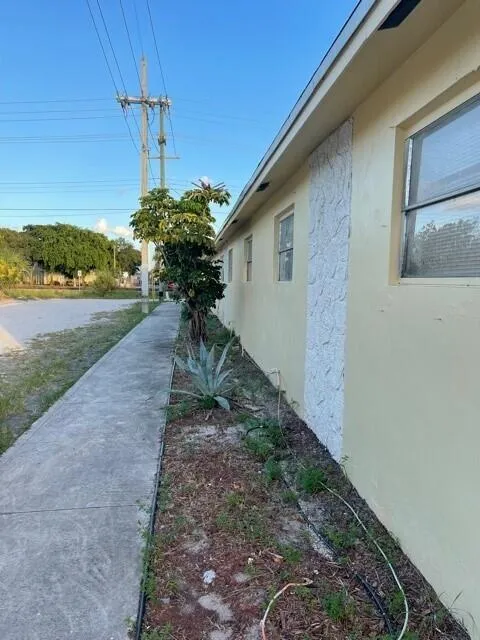 1130 F STREET #A Lake Worth, FL 33460