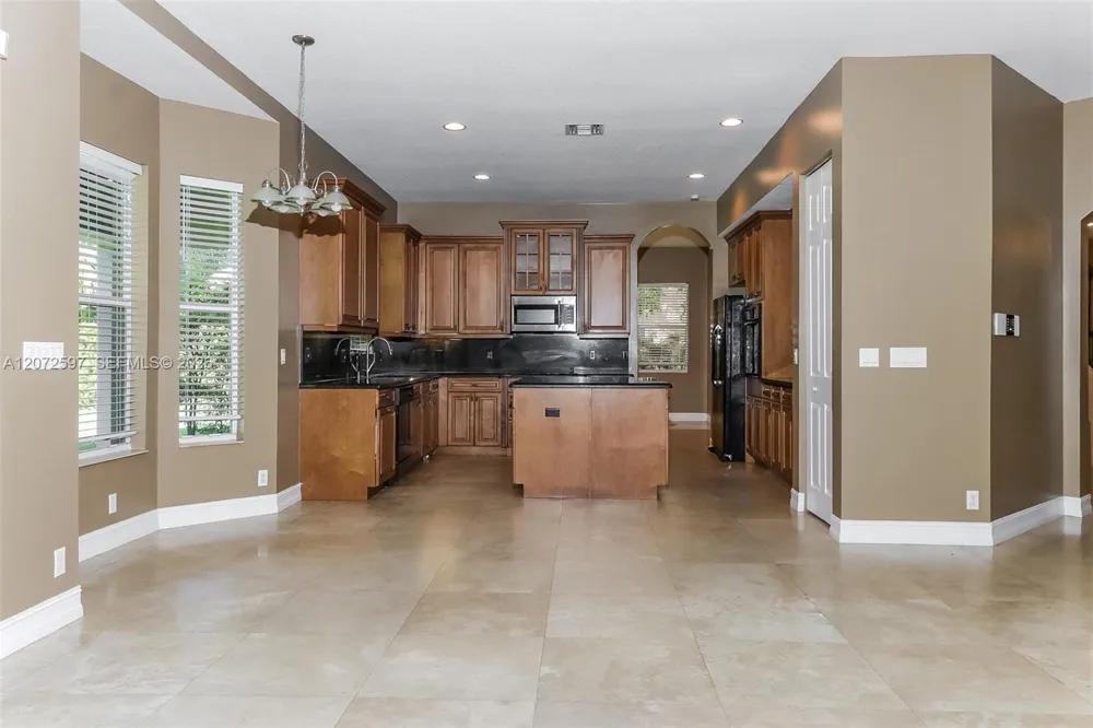 8636 Cobblestone Point Cir Boynton Beach, FL 33472