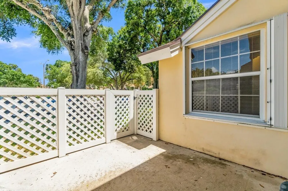 8120 NORTHBORO COURT #20A Lake Clarke Shores, FL 33406