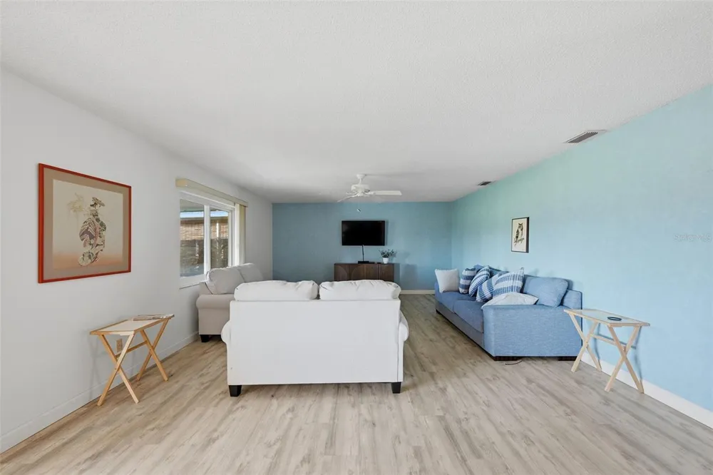 2118 HARLESTON PLACE #212 Sun City Center, FL 33573