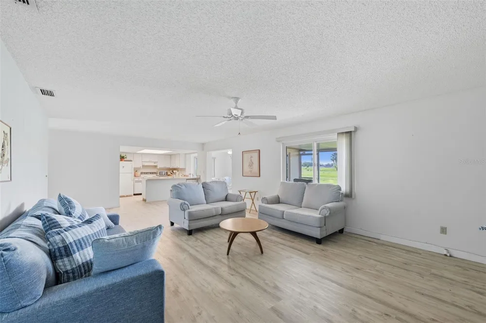 2118 HARLESTON PLACE #212 Sun City Center, FL 33573