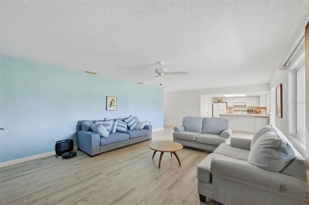 2118 HARLESTON PLACE #212 Sun City Center, FL 33573