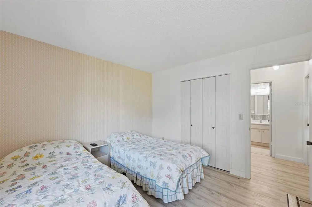 2118 HARLESTON PLACE #212 Sun City Center, FL 33573