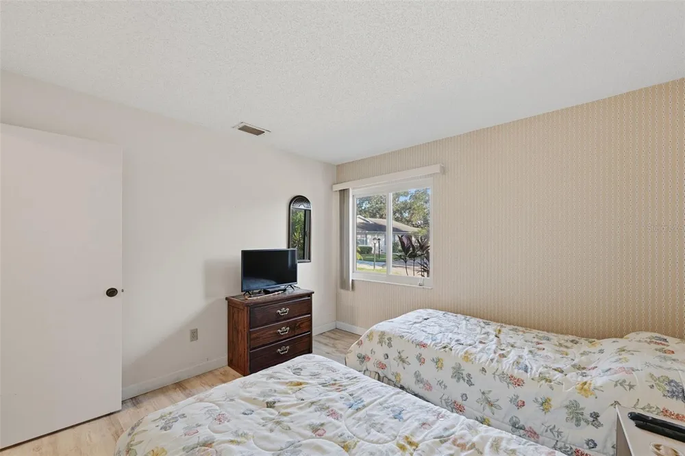 2118 HARLESTON PLACE #212 Sun City Center, FL 33573