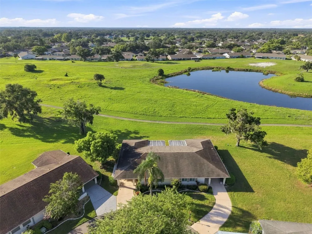 2118 HARLESTON PLACE #212 Sun City Center, FL 33573