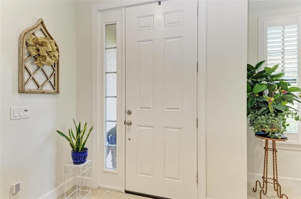 8737 BELLUSSI DRIVE Sarasota, FL 34238