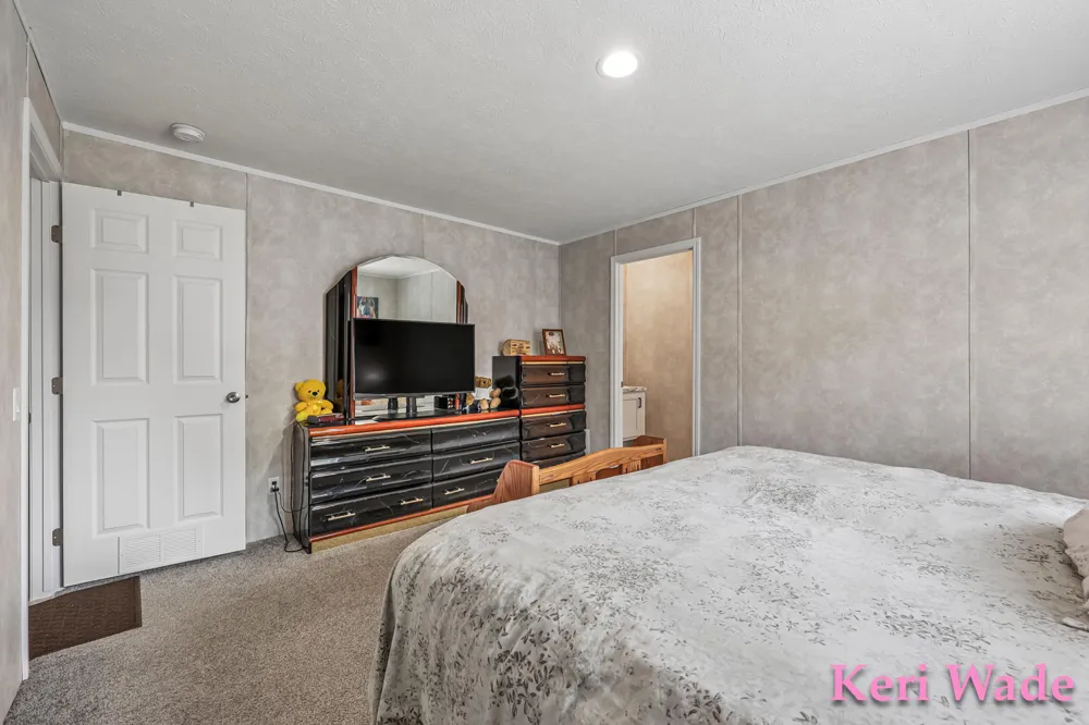 2372 Elm Street Cedar Creek Township, MI 49457