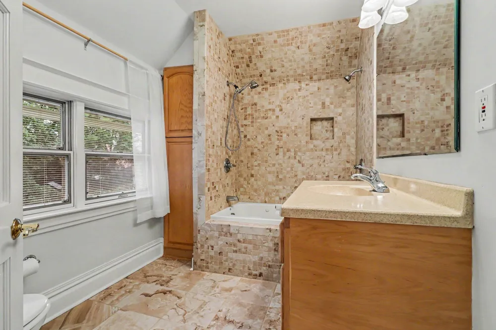 120 W Hanover Street Marshall City, MI 49068
