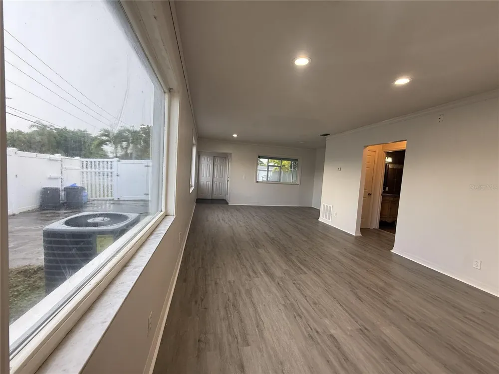 5171 98TH AVENUE Pinellas Park, FL 33782