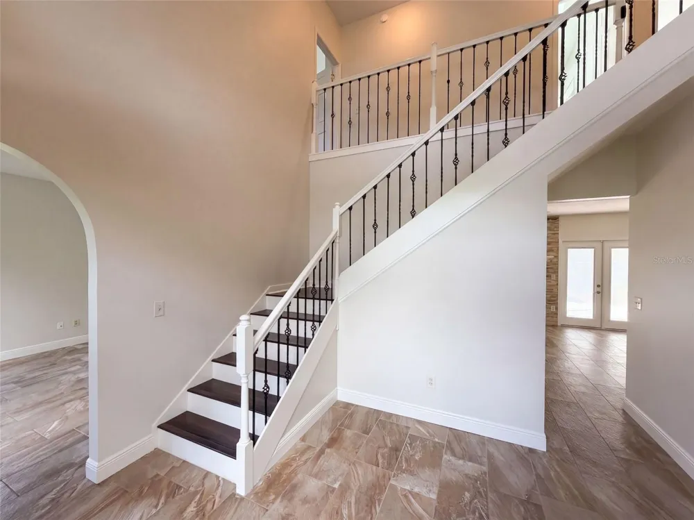 120 LONGBRANCH ROAD Winter Park, FL 32792