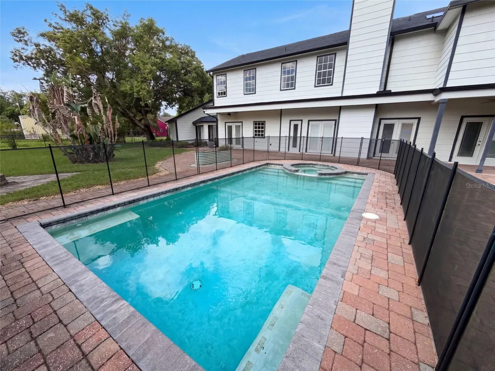 120 LONGBRANCH ROAD Winter Park, FL 32792