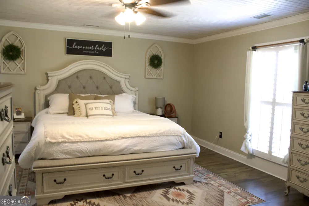 120 Victory DR Calhoun, GA 30701