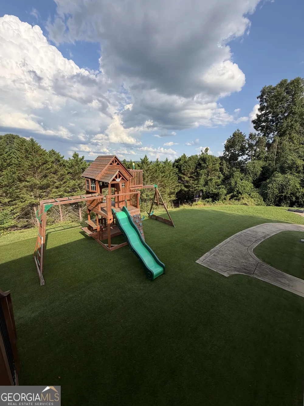 120 Victory DR Calhoun, GA 30701