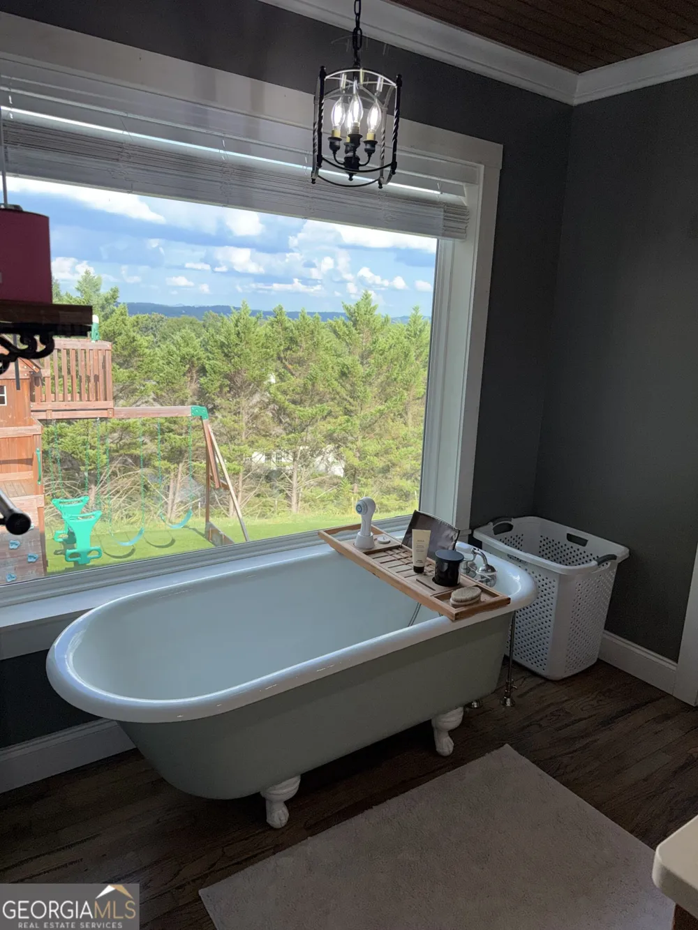 120 Victory DR Calhoun, GA 30701