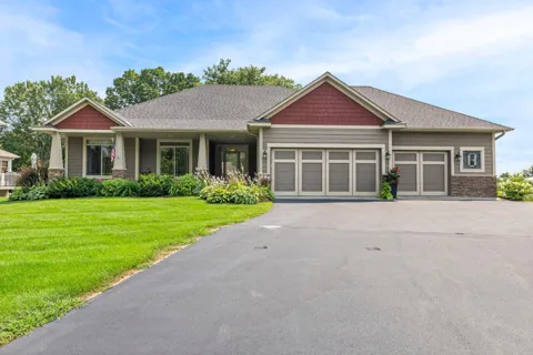 1749 Charleston Lane