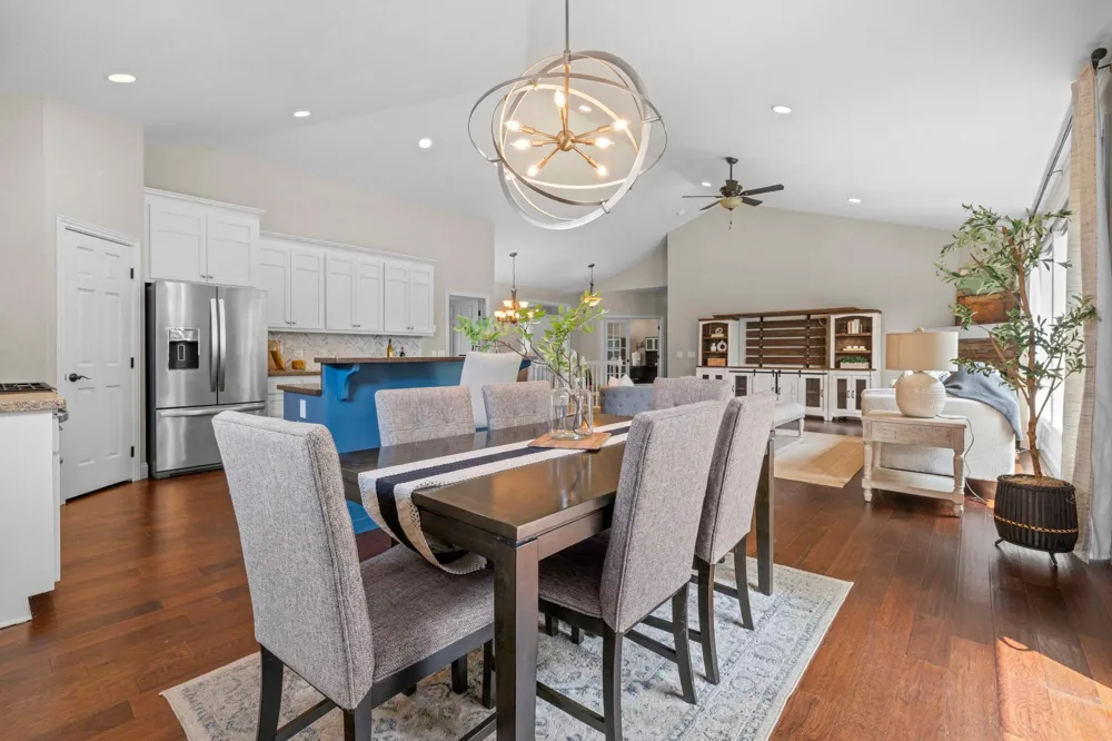 1749 Charleston Lane Waconia, MN 55387