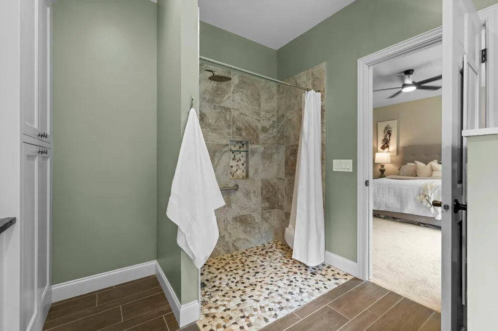 1749 Charleston Lane Waconia, MN 55387