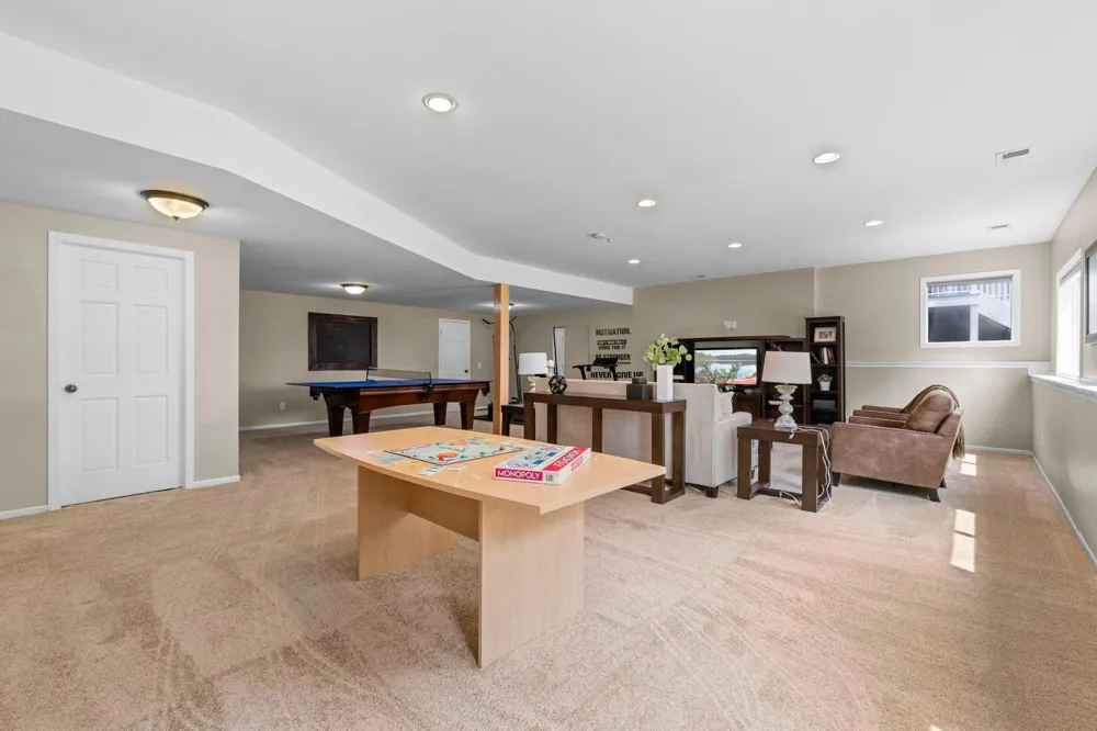 1749 Charleston Lane Waconia, MN 55387