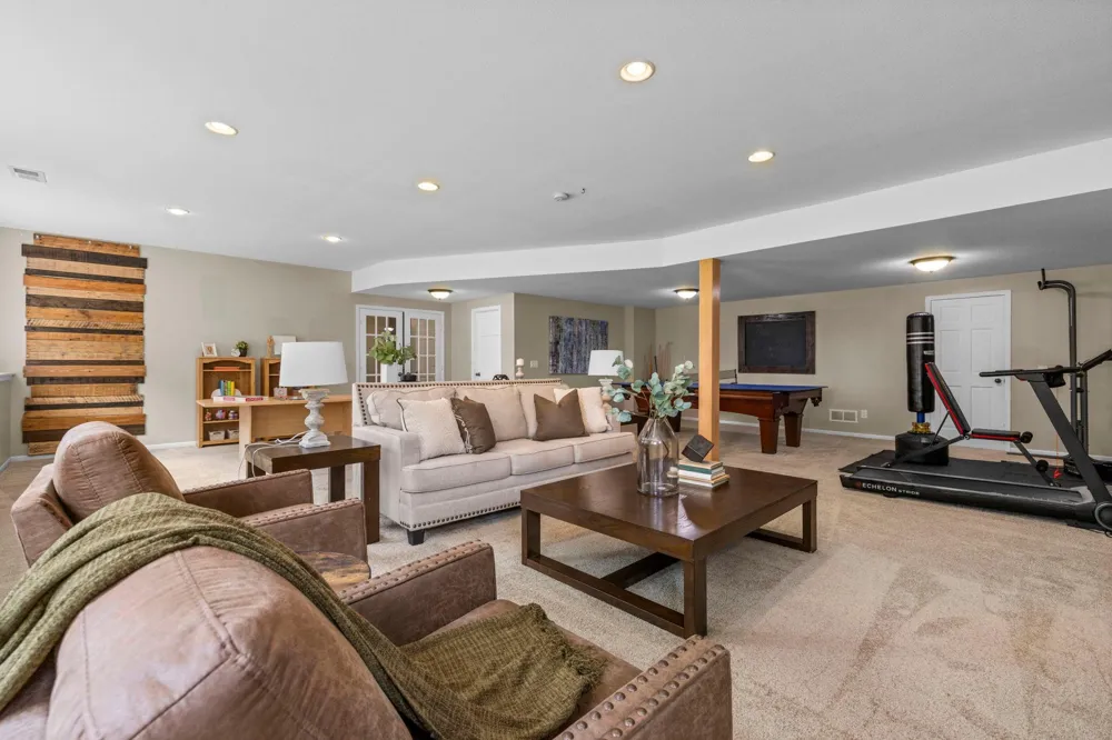 1749 Charleston Lane Waconia, MN 55387