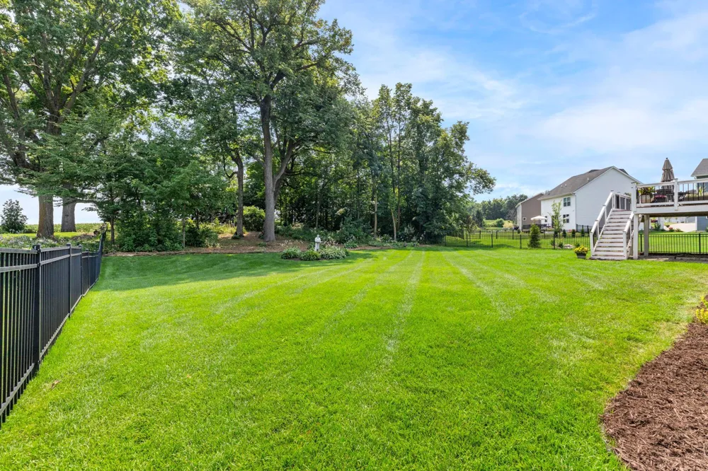 1749 Charleston Lane Waconia, MN 55387