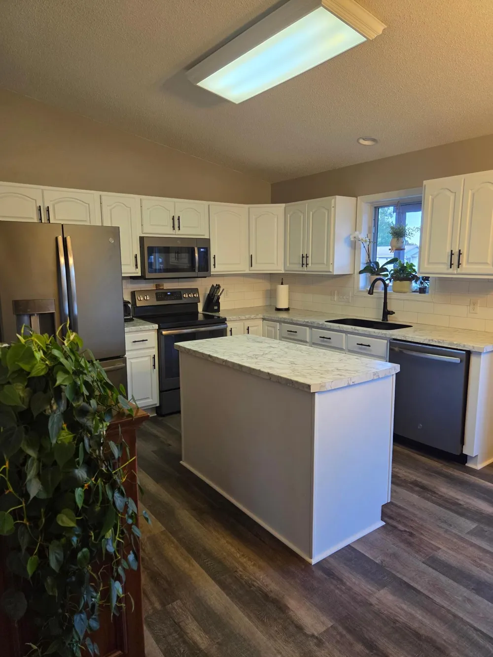 902 Nancy Court SW Eyota, MN 55934