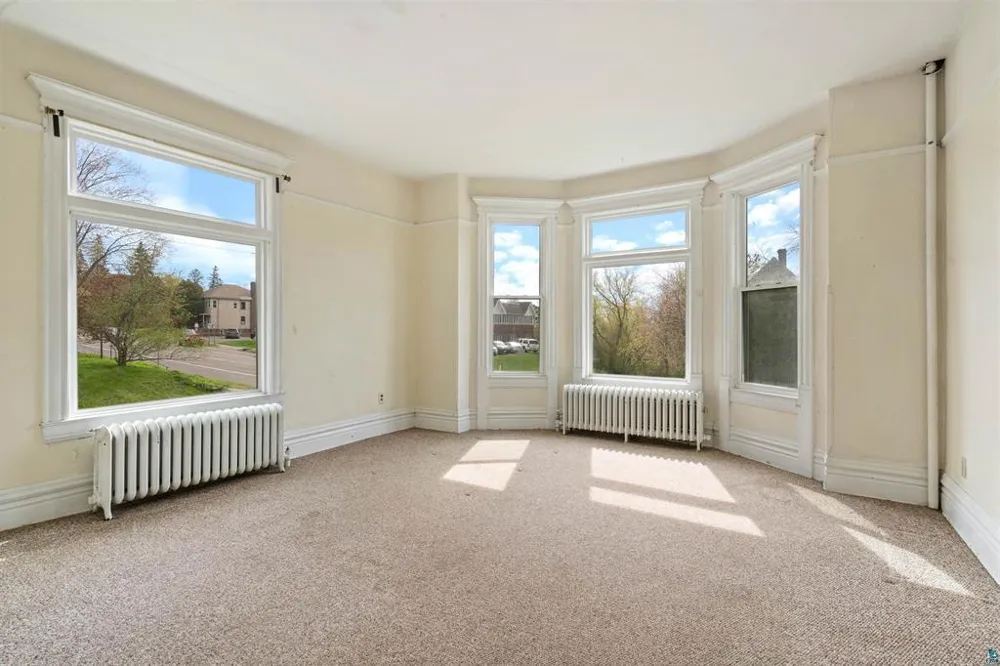 1931 E Superior Street Duluth, MN 55812