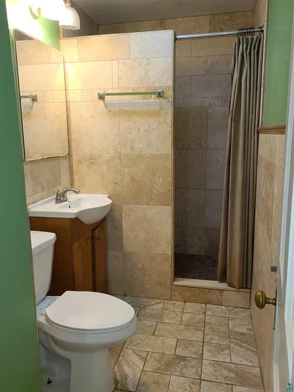 1931 E Superior Street Duluth, MN 55812