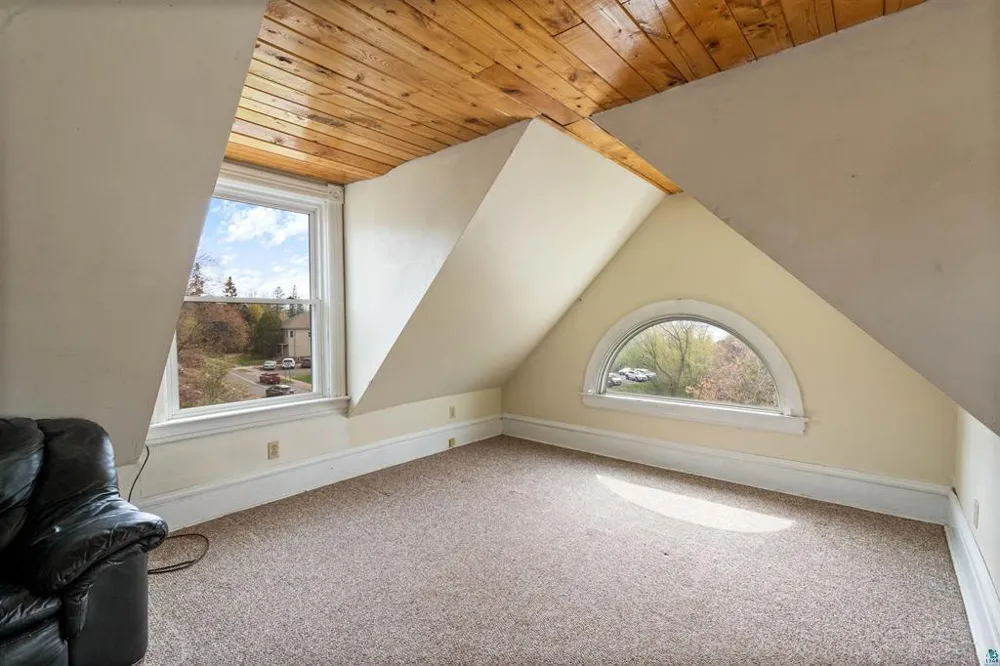 1931 E Superior Street Duluth, MN 55812