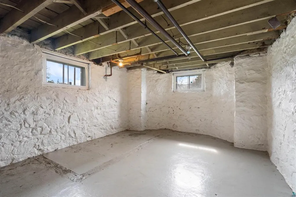 1931 E Superior Street Duluth, MN 55812