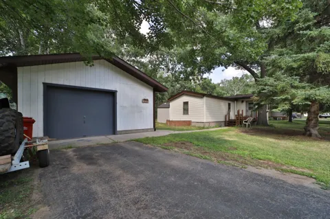 14648 Ridgeway Road
