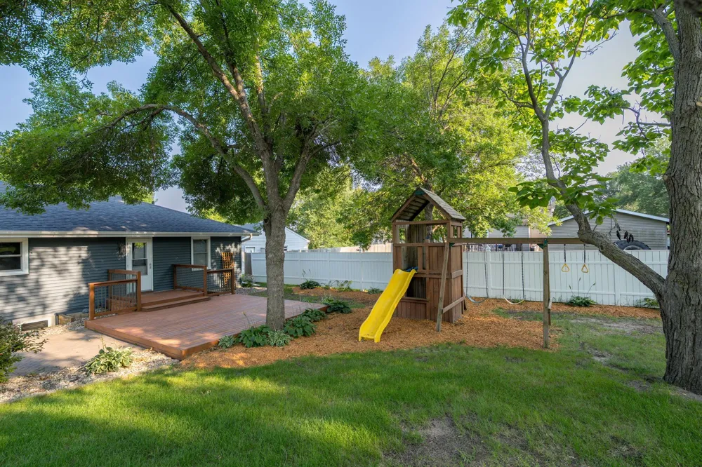 914 5th Street Saint Peter, MN 56082