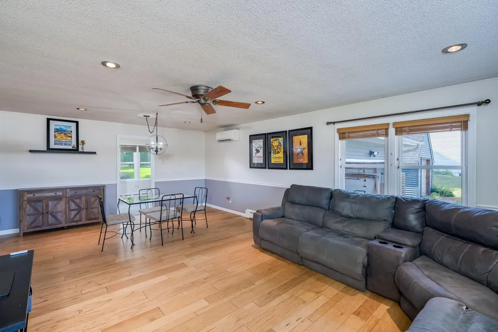 914 5th Street Saint Peter, MN 56082