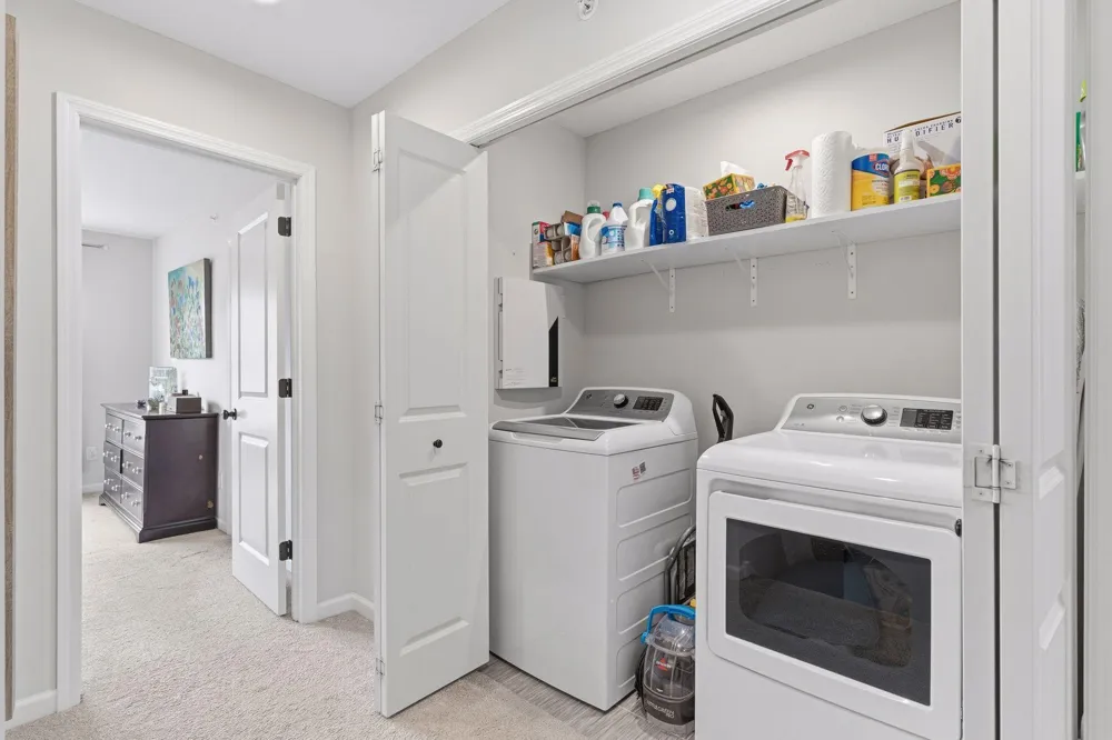 2864 Lexington Place Roseville, MN 55113
